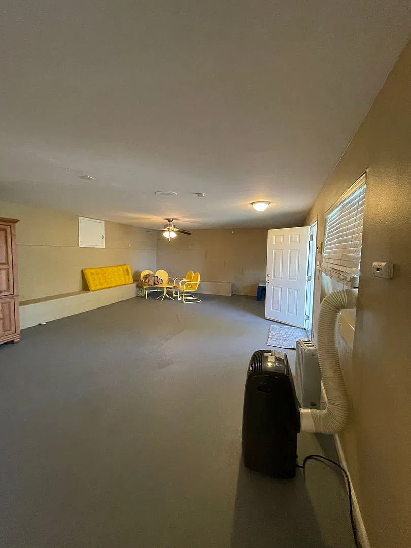 Oroville Studio, Kelly Ridge Shared Pool with pool service, Washer/Dryer hookups — Photo 4