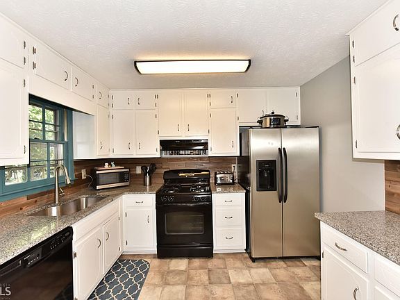 5th image of 879 Falconcrest Dr #46