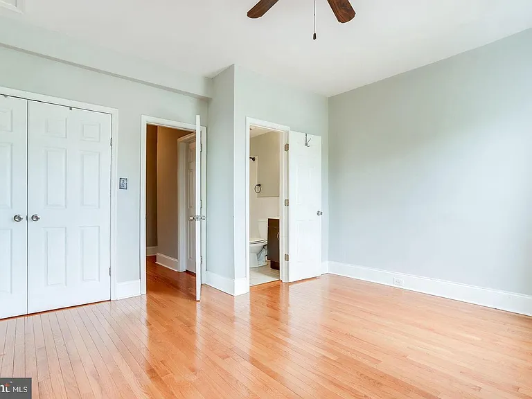 1417 G St NE — Photo 16