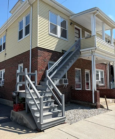 131 Waltham St #131 — Photo 2