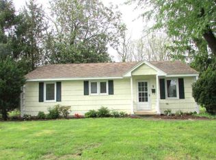 1 Johnson St, Onancock, VA 23417