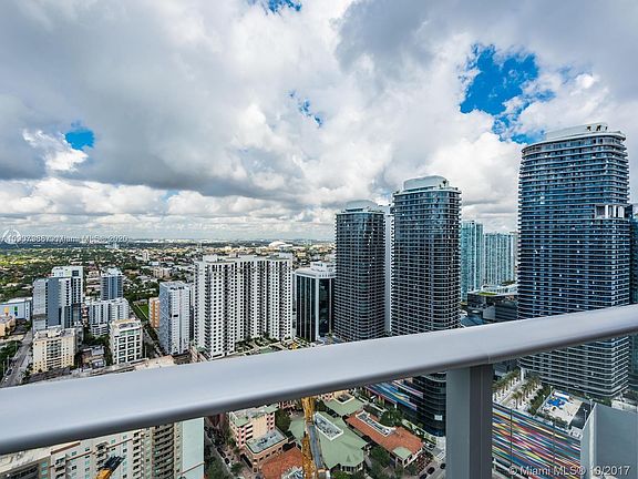 5th image of 1010 Brickell Ave #7