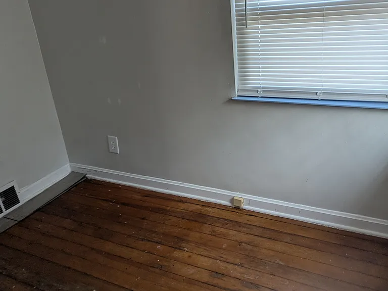 126 E Ido Ave — Photo 8
