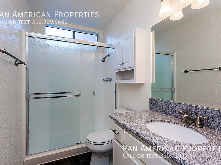 2704 Vanderbilt Ln #13 — Photo 9