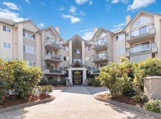 45520 Knight Rd #208, Chilliwack, BC V2R3Z2