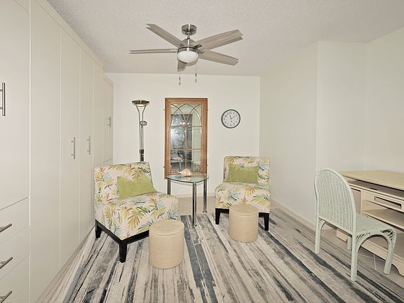 3rd image of 5932 Cranbrook Way
