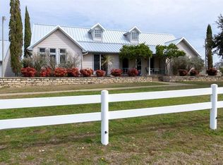 3205 Hummingbird Ct, Granbury, TX 76049