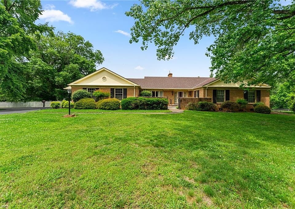 2110 Garth Rd, Charlottesville, VA 22901 Zillow