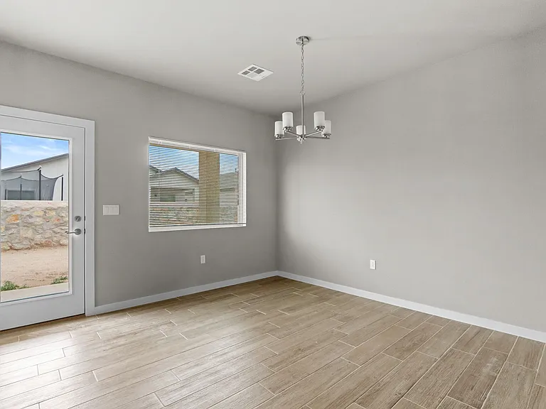 348 San Jose — Photo 12