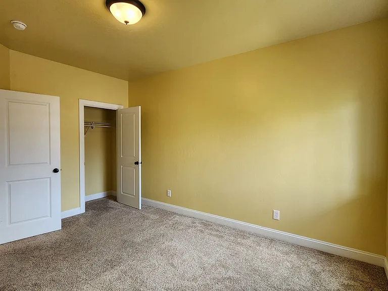 1020 Mount Ave #3 — Photo 12