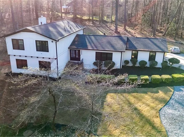 855 Flamingo Dr SW, Atlanta, GA 30311