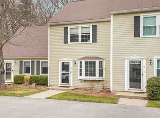 4 Chestnut Cir, Merrimack, NH 03054