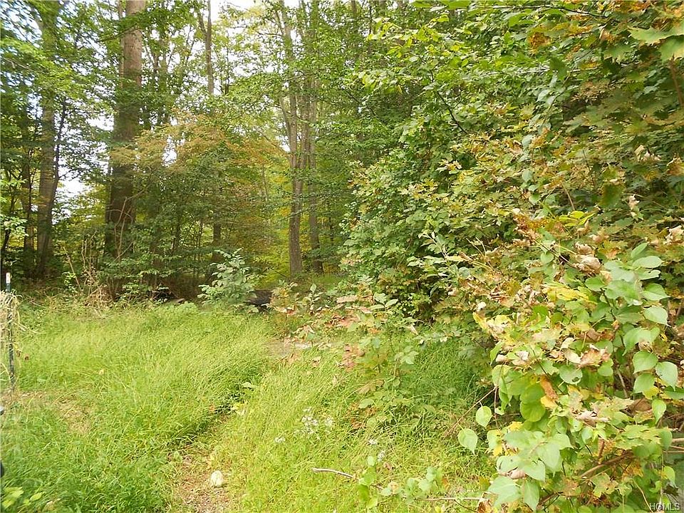 2nd image of 1297 Aspen Rd