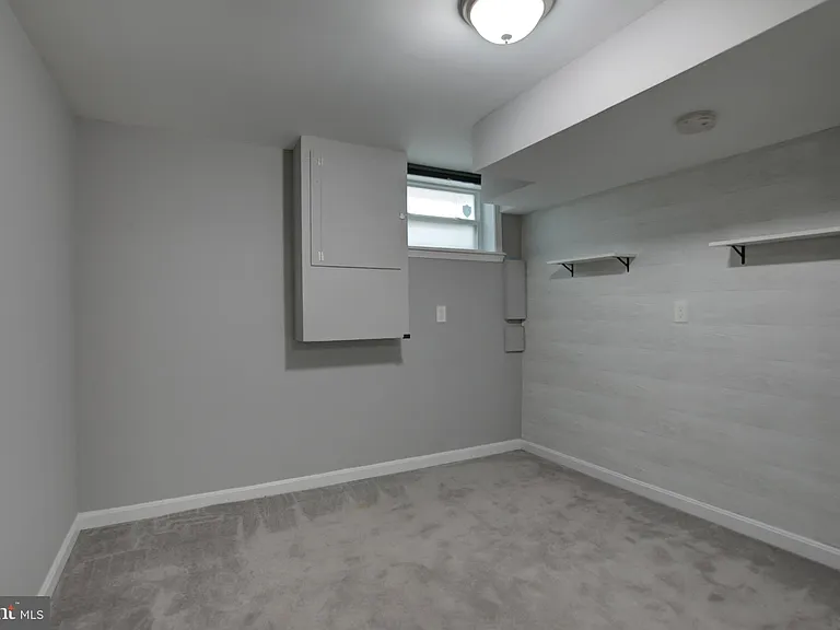 16 N Bradford St — Photo 35