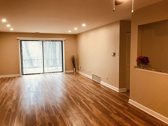 2nd image of 7502 Farmingdale Dr APT 105