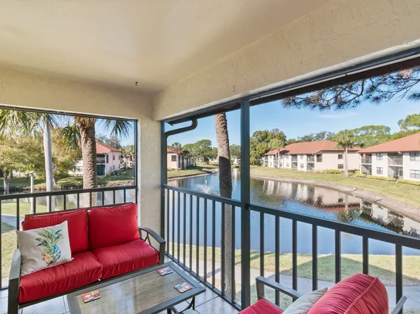 4320 47th Ave W #201, Bradenton, FL 34210