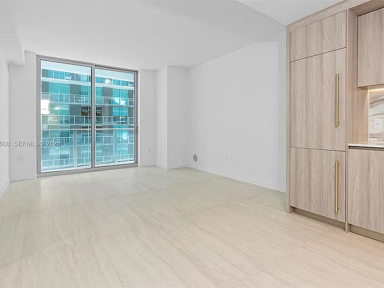 77 SE 5th St #1510 — Photo 15