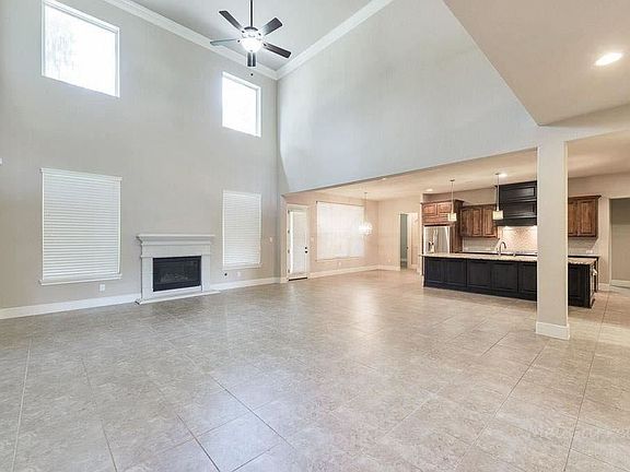 2nd image of 214 Flamingo Bay Dr