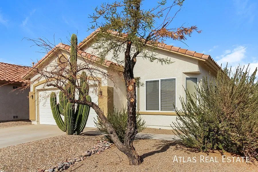 Remodeled Northwest Home For Rent! — Photo 3