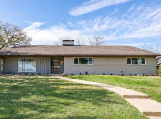 6940 Bal Lake Dr, Fort Worth, TX 76116
