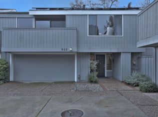 922 Menlo Ave, Menlo Park, CA 94025