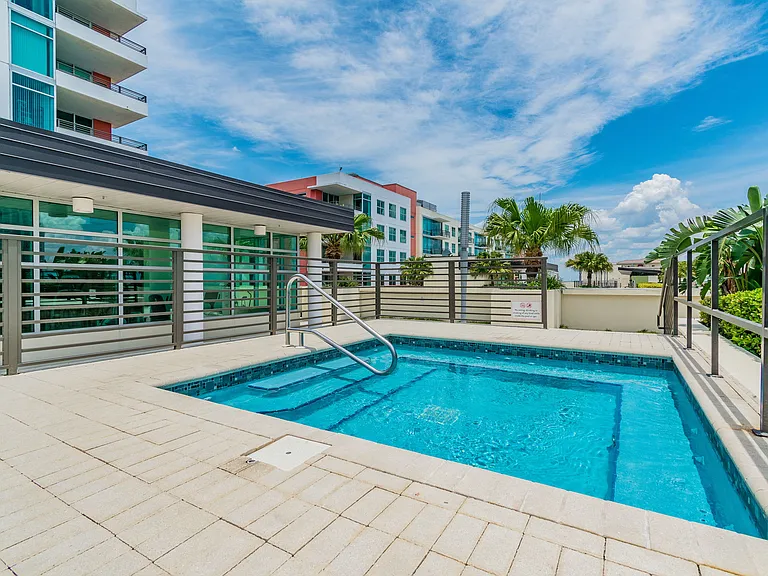1120 E Kennedy Blvd #1030 — Photo 37