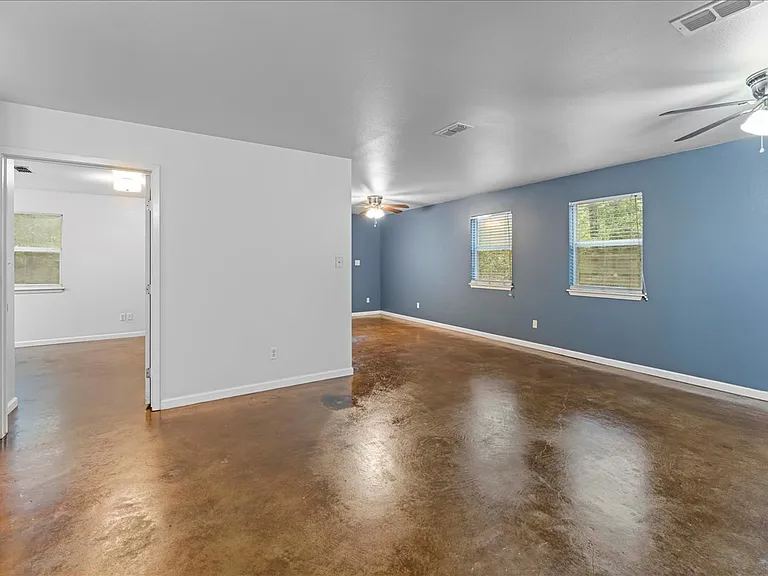 230 Private Road 7422 #230 — Photo 7