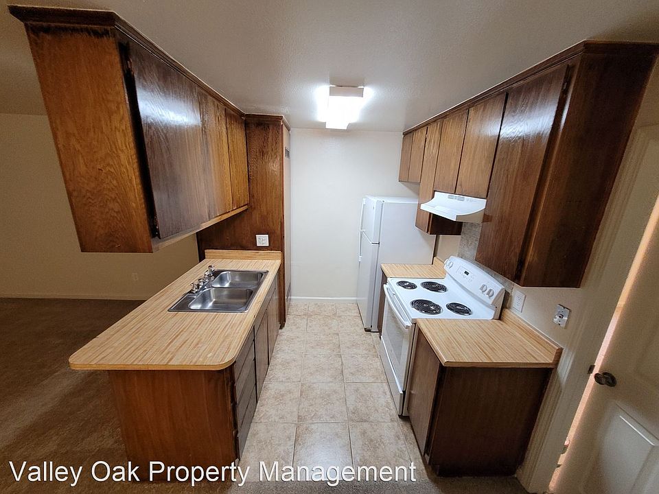 2nd image of 123 College Ave APT 7
