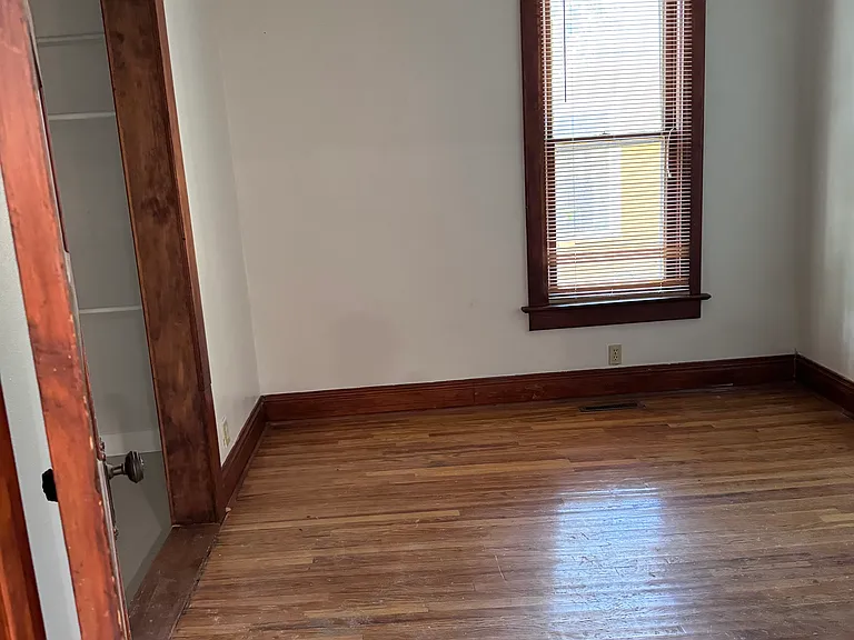 703 Peterson St — Photo 36