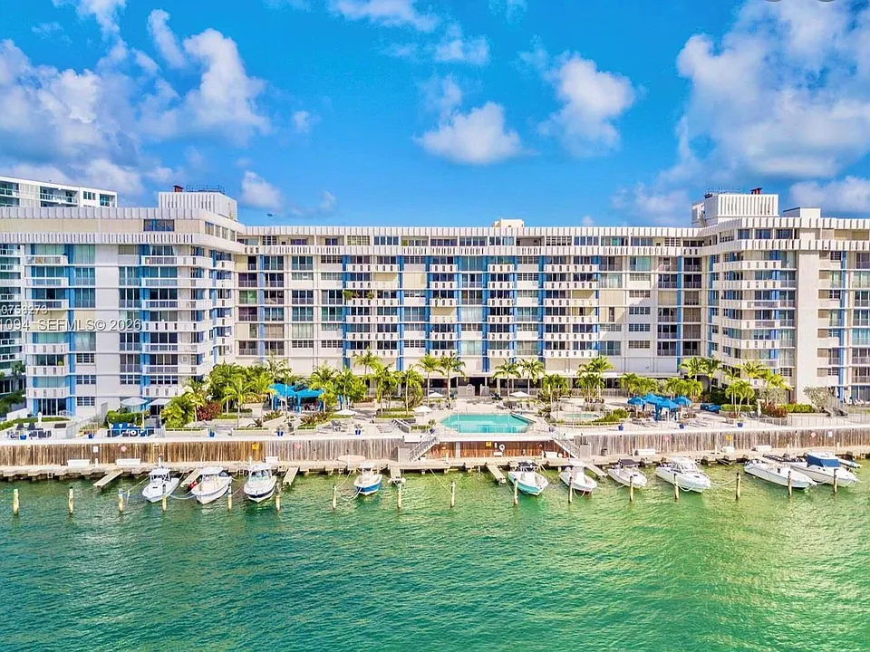 800 West Ave #817