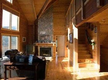 3rd image of 15905 Armsby Ln