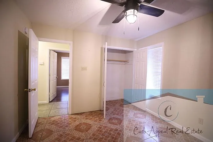 908 E Word Ave — Photo 11