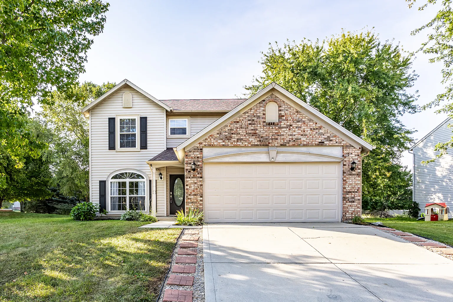 1405 Ripplewood Dr photo 1