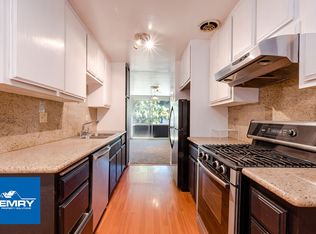 6405 Green Valley Cir, Culver City, CA 90230