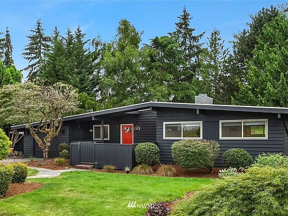 5th image of 407 158th Pl SE
