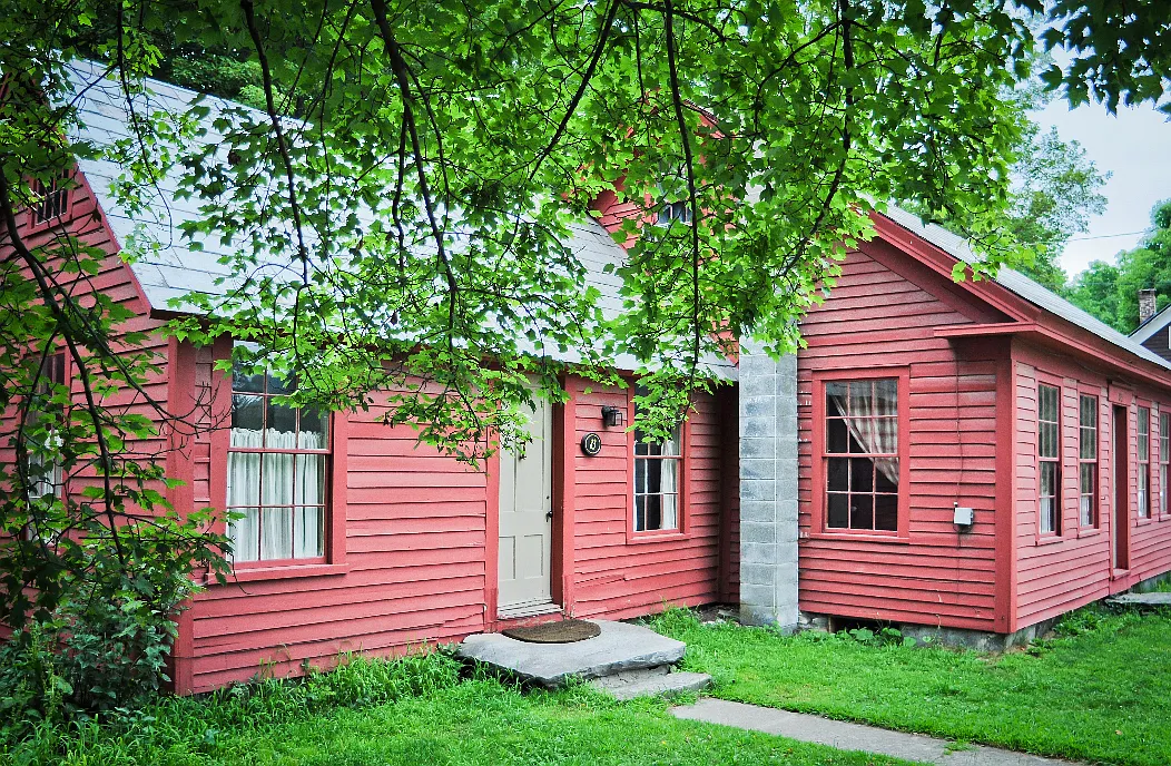 83 Depot St — Photo 1