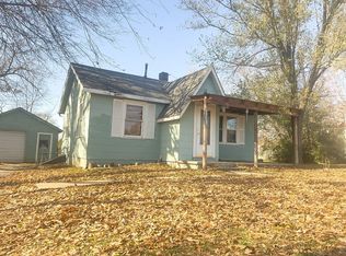 417 S Main St, Nixa, MO 65714