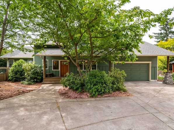 132 E Hilliard Ln, Eugene, OR 97404
