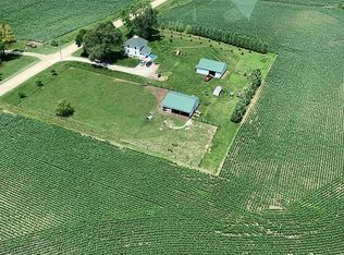 3310 Rose Ave, Menlo, IA 50164