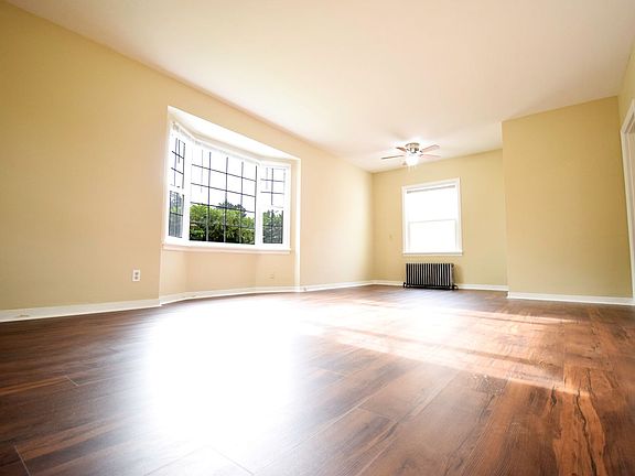 4th image of 5128-5138 SE Milwaukie Ave #5132
