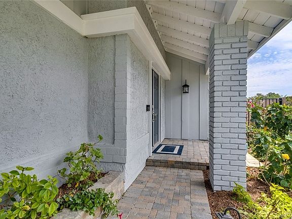 5th image of 1708 N Maywood Ave