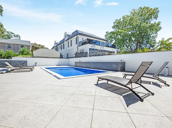 190-22 Nero Avenue image 38 of 43