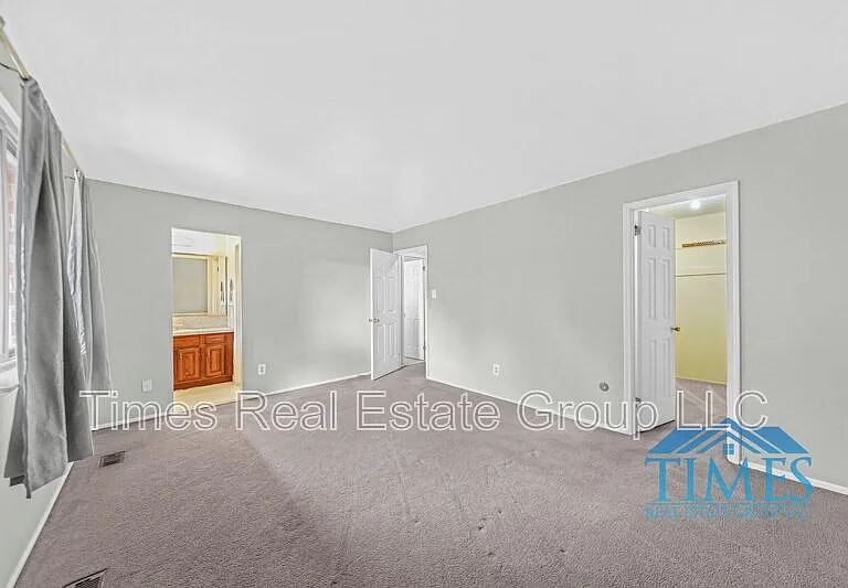 704 Worthington Dr — Photo 14