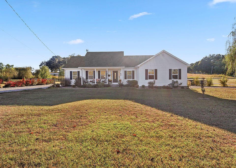 1st image of 25 Hardwick Rd