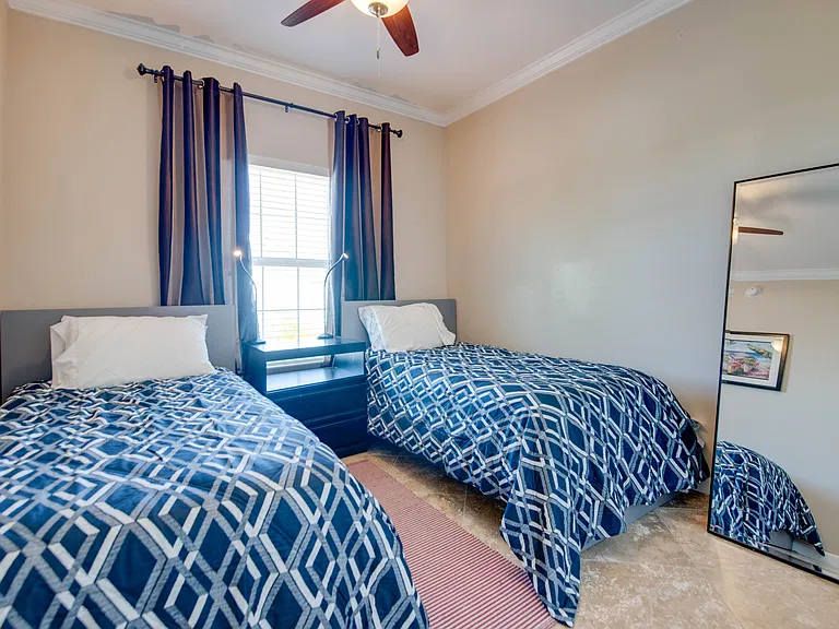 23 Emerald Dr — Photo 13