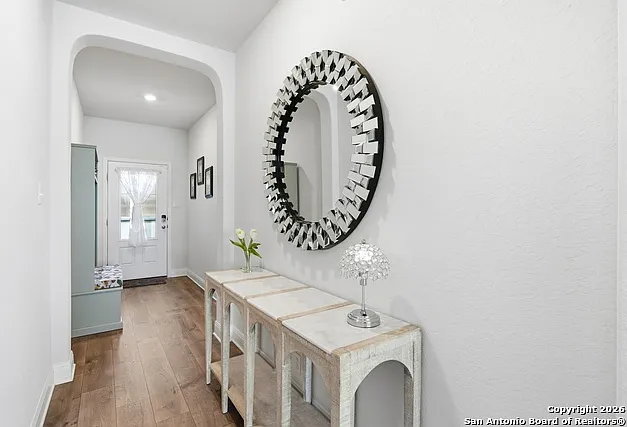 3 bed, 2.0 bath, 1577 sqft, $1,850 — Photo 3