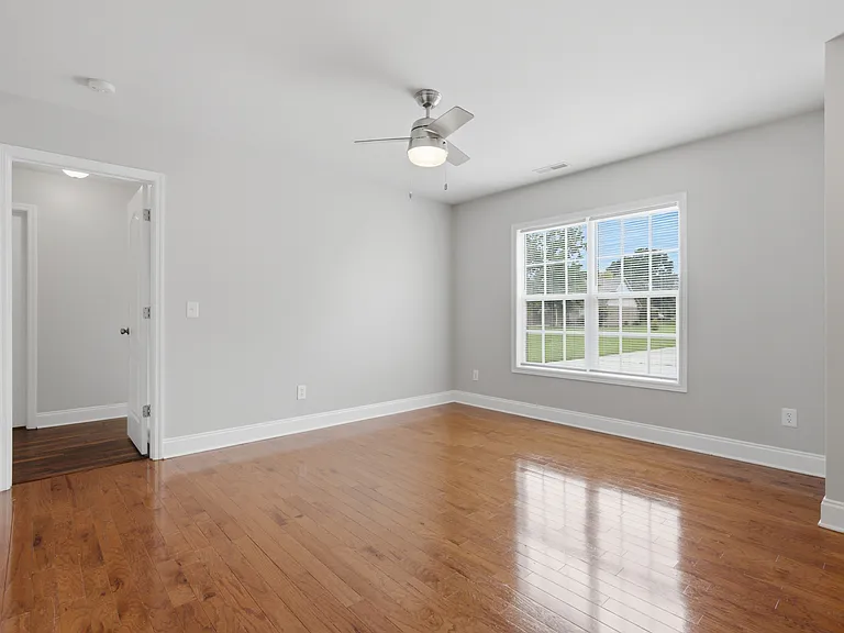 242 Chestnut Oak Cir — Photo 4