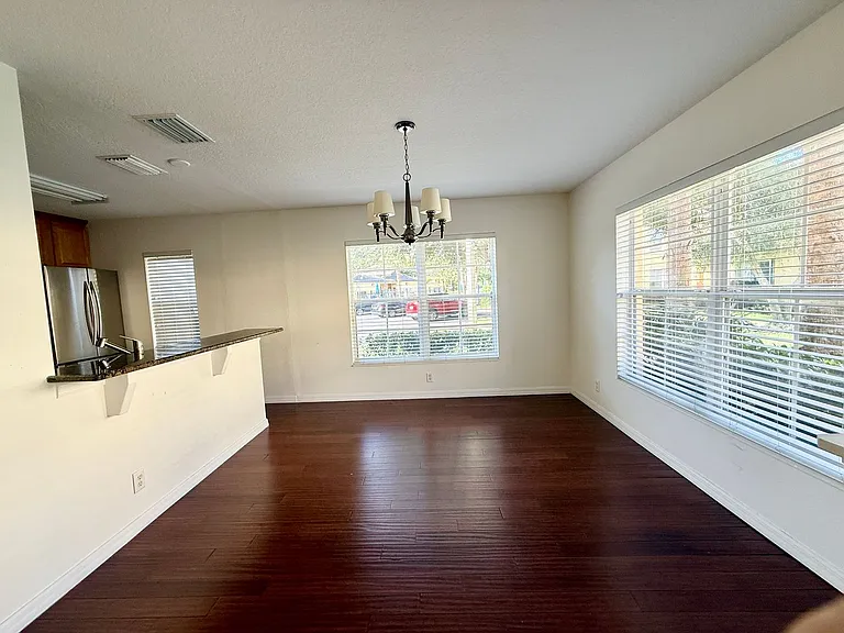 3846 Mandalay Dr — Photo 4