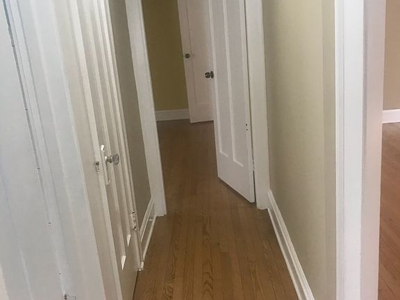 2nd image of 5929 N Artesian Ave