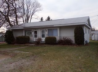 2021 15th Street, Menominee, MI 49858